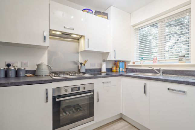 Thirty Five, Merritt Way, Waterlooville photo 2