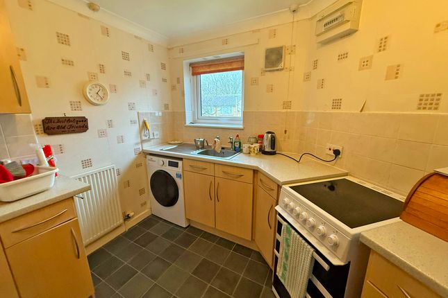 28, Keld Close, Scarborough photo 3