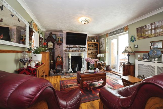 32, Parkhouse Road, Tidworth photo 2