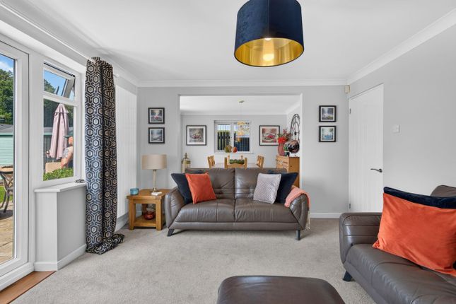 2, Coronation Way, Lancaster photo 4