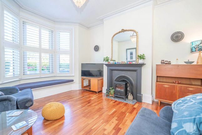 17, Hertford Road, London photo 2