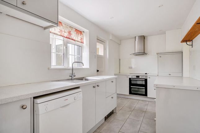 2, Jubbs Lane, Ogbourne St George photo 3