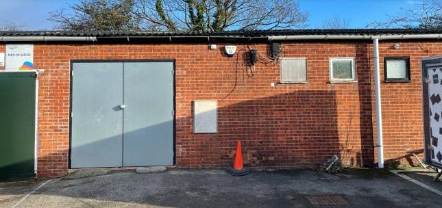 Thumbnail Industrial to let in Unit 3, 3 Kilton Terrace, Worksop