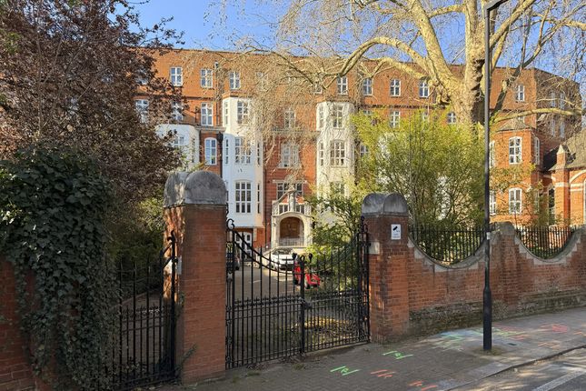 Flat Apartment 22, St. Gabriel Manor, Cormont Road, London photo 3