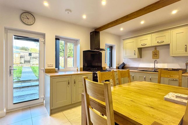 Heathfield Nook Road, Buxton photo 4