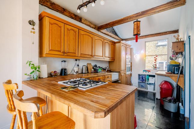 7 Albany Mews, Camberwell photo 4