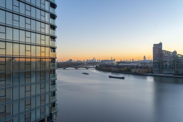 Thumbnail Flat for sale in Chelsea Waterfront, Waterfront Drive, London