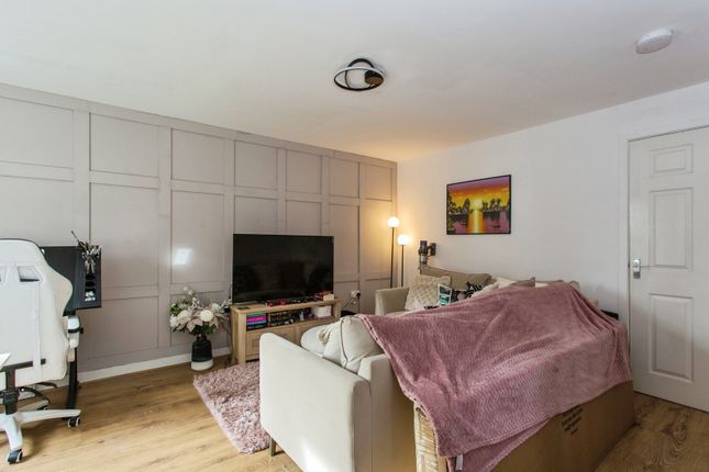 9, Broadstone Drive, Chorley photo 4