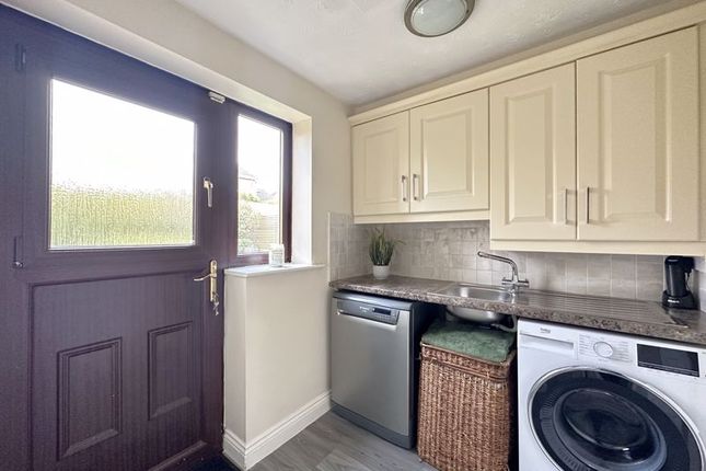 Detached house for sale in Gypsy Lane, Castleford