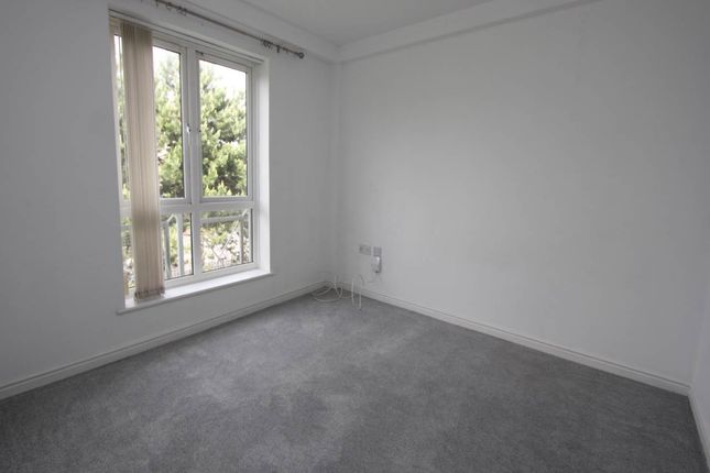Flat to rent in Ty Camlas, Y Rhodfa, Barry