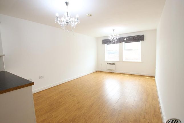 Flat to rent in Cromptons Court, 106 Haigh Street, City Centre, Liverpool