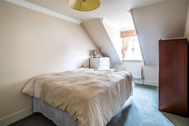 Flat for sale in Horsham Road, Dorking, Surrey