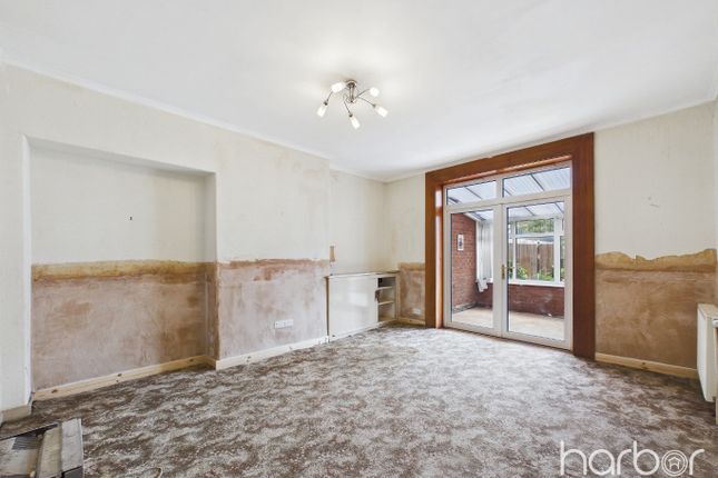 4 Manor Road, Gartcosh, North Lanarkshire photo 4