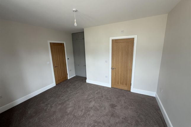 6, Forest Side, London photo 2