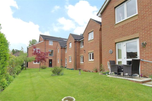 Flat for sale in Upper Gordon Road, Camberley