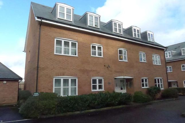 Thumbnail Flat to rent in Burton Court, Constable Close, Friern Barnet