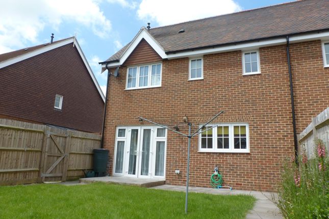 18, BURGESS HILL photo 3