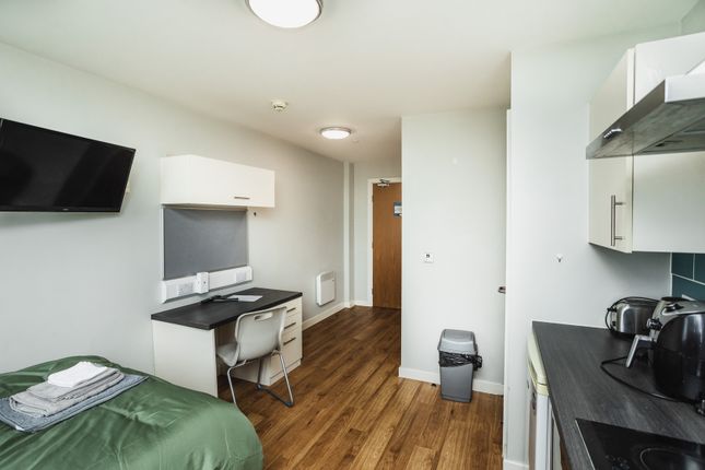 Flat 1107,Sovereign House, 110 , Queen Street, Sheffield photo 4