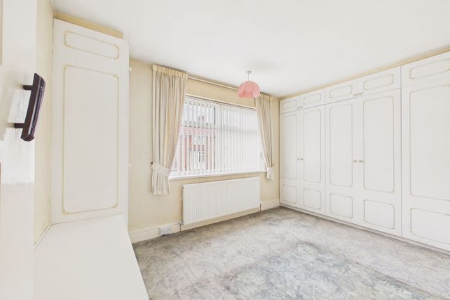 15 Rochester Gardens, Gateshead photo 3