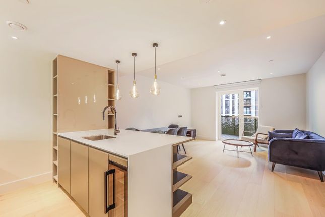Thumbnail Flat to rent in Cassini Apartments, White City Living, London