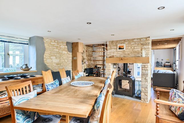 Bacon House, The Plain, Badminton photo 2