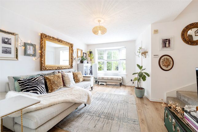37, Yeovilton Place, Greater London photo 2