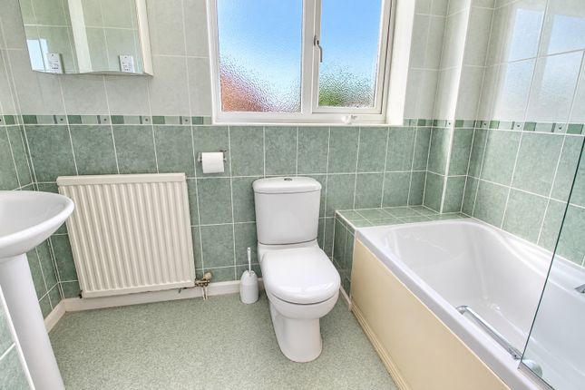 14, Somerfield Way, Leicester photo 2