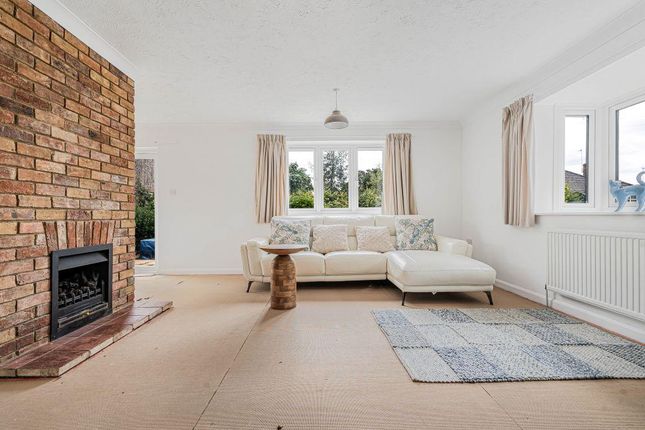 11, Barkhams Lane, Ely photo 4