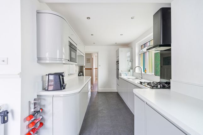 287 Milton Road, Weston s Mare photo 4
