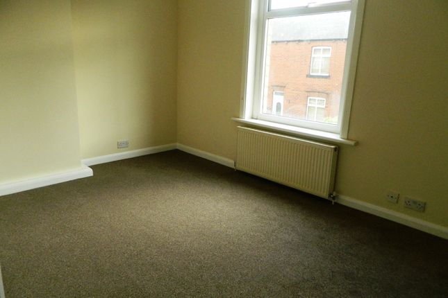 15, Wycliffe Street, Ossett photo 4