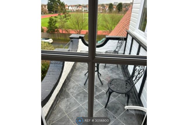 Flat, A Belvedere Road, Scarborough photo 5