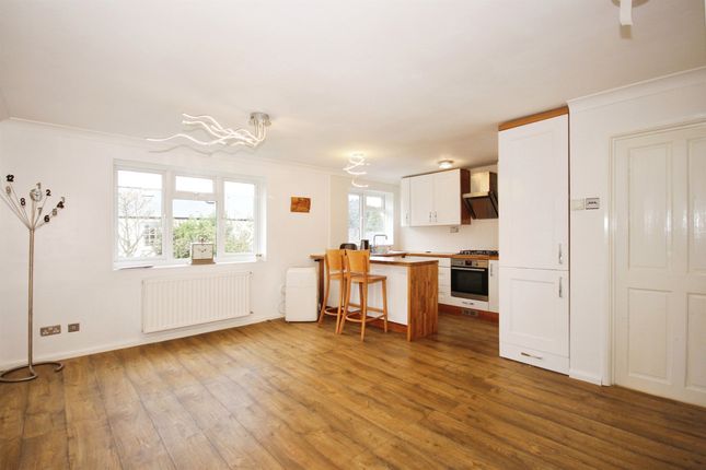 Flat for sale in Warwick Place, Leamington Spa