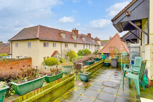 Mews house for sale in Upper King Street, Royston, Hertfordshire