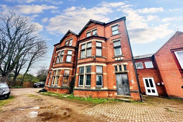 Thumbnail Flat to rent in 293 Mansfield Road, Nottingham