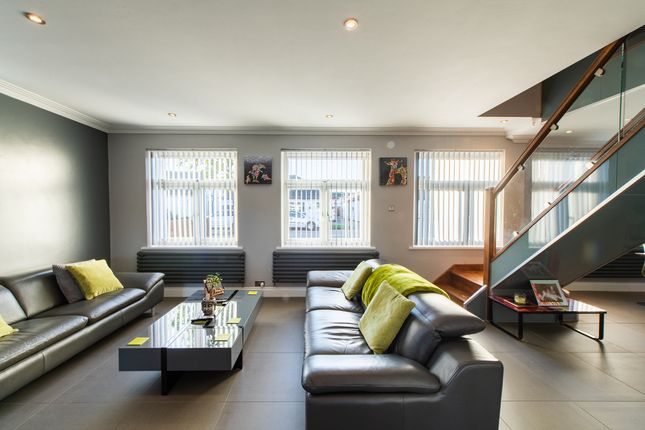 15, Belgrave Road, Leigh-on-sea photo 3