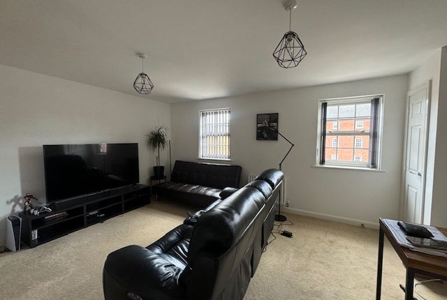 110, BIRMINGHAM photo 2