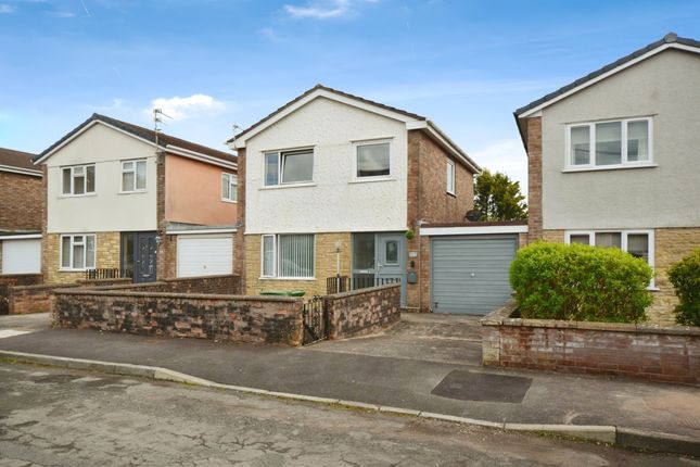 Thumbnail Town house for sale in Lowerdale Drive, Llantrisant, Pontyclun