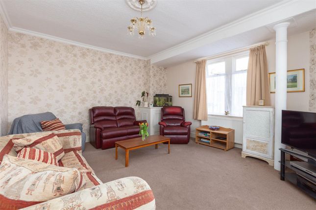 32, Westminster Road, Morecambe photo 3