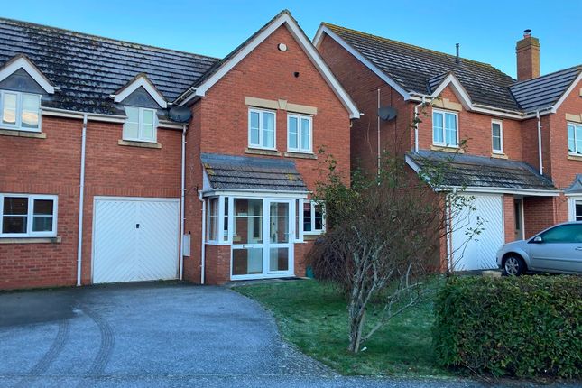 Semi-detached house to rent in Priors Grange, Evesham