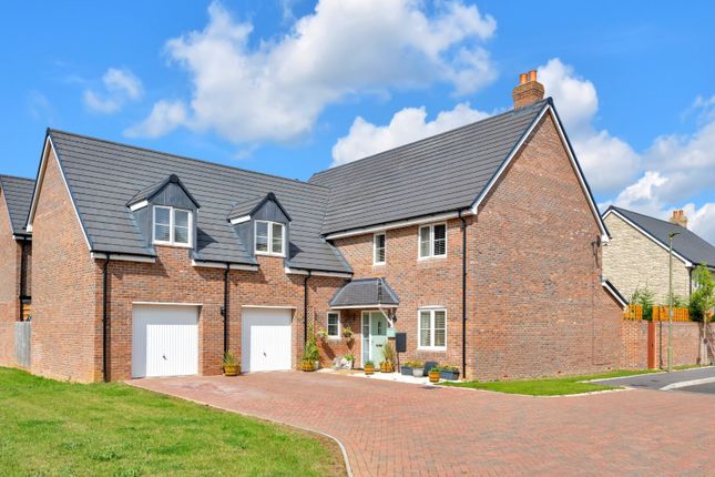 Thumbnail Detached house for sale in Pound Field Road, Aston, Bampton, Oxfordshire