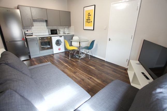 Flat to rent in Fell Street, Liverpool