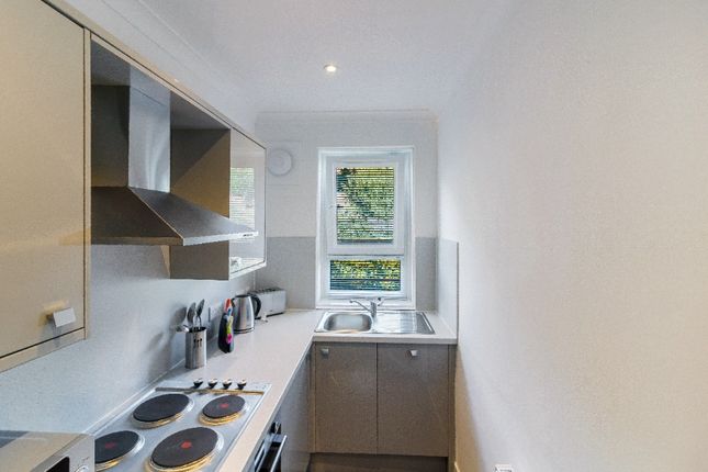 Flat to rent in Scott Street, West End, Dundee