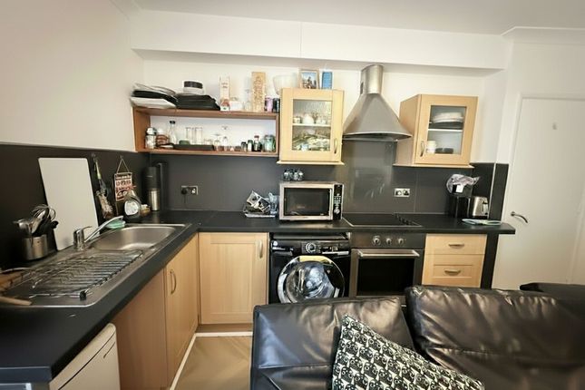 14a Albert Road, Brighton photo 2