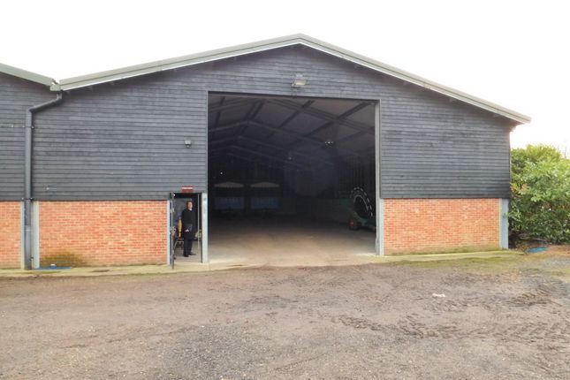 Industrial to let in The Straw Barn, Mount Farm, Choke Lane, Cookham Dean