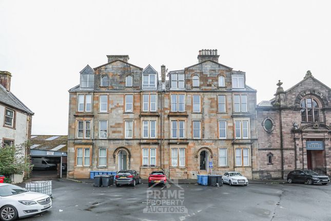 2-bed flat on 2, Flat 2/1, George Square, Greenock, £55,000