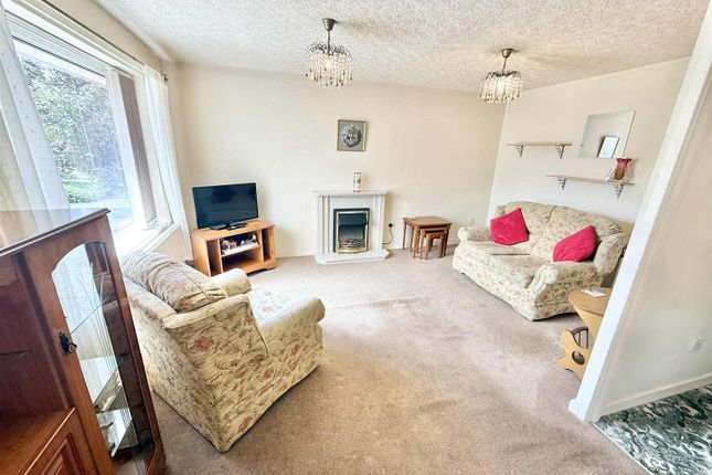 15, Harp Court, Abergele photo 2