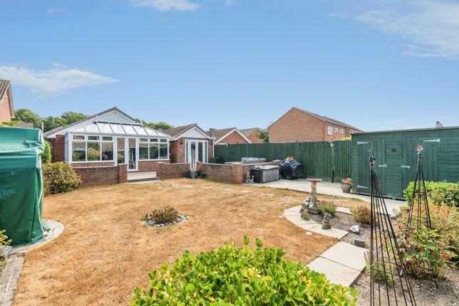 52, The Warren, Southampton photo 3