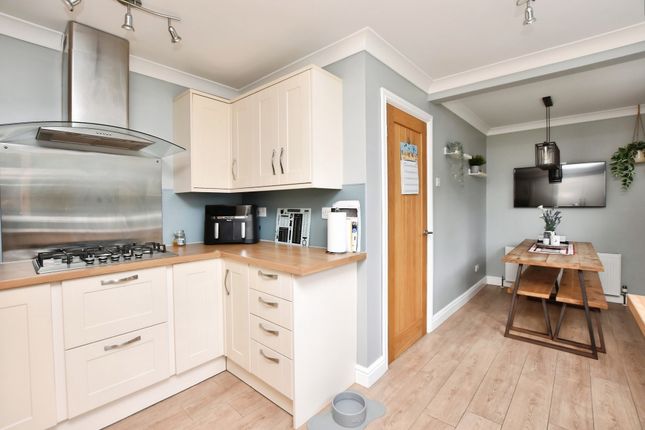 87 Winston Road, Exmouth Devon, Devon photo 3