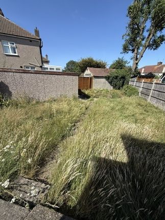 2 Dorothy,, Evans Close, Bexleyheath photo 5
