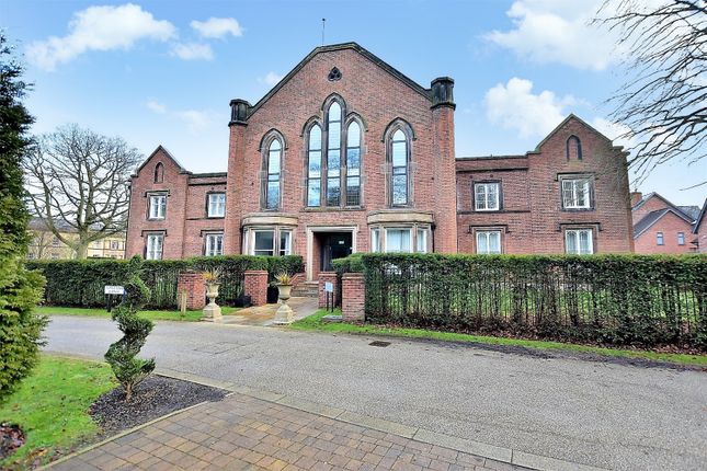 Thumbnail Flat for sale in Turnstone Avenue, Manchester